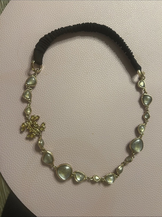 CHANEL Gold-Tone Hair Accessory with Black Elastic and Clear Glass Accents main image 4